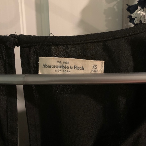 NWOT Abercrombie & Fitch Black Romper - Picture 3 of 3